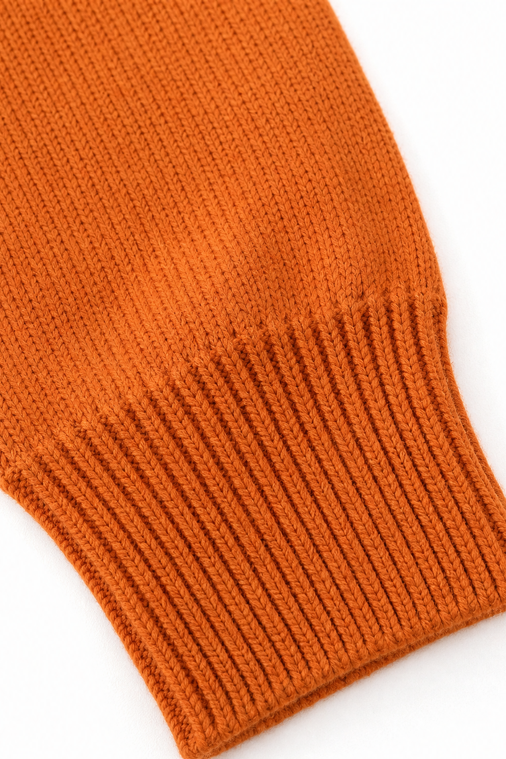 Women's Oversized Hooded Knit Sweater with Ribbed Cuffs