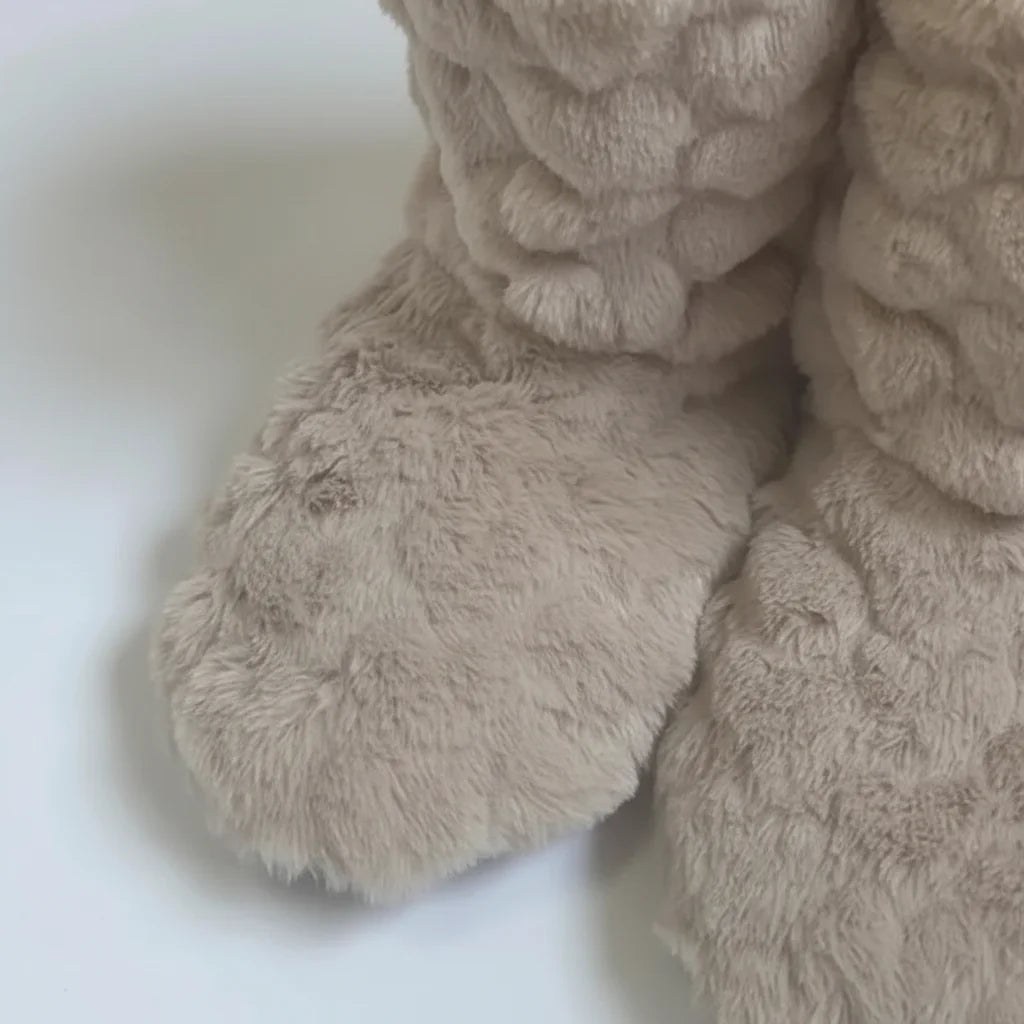 Women's Fluffy Slipper Boots with Cozy Fleece Lining & Non-Slip Sole - Close Up Toe Detail