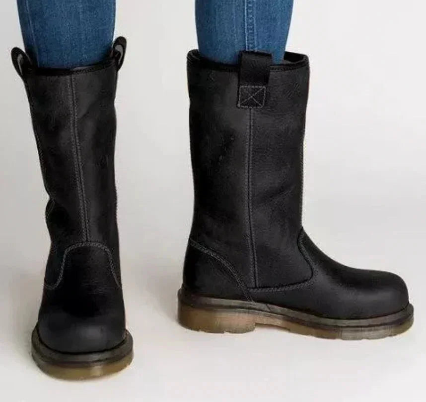 Black Women's Leather Winter Boots with Pull-On Design & Round Toe