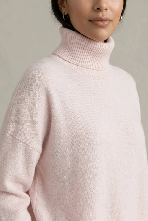 Pink Women's Cashmere Turtleneck Sweater with Ribbed Cuffs & Relaxed Oversized Fit — Violetta - Close Up Neckline
