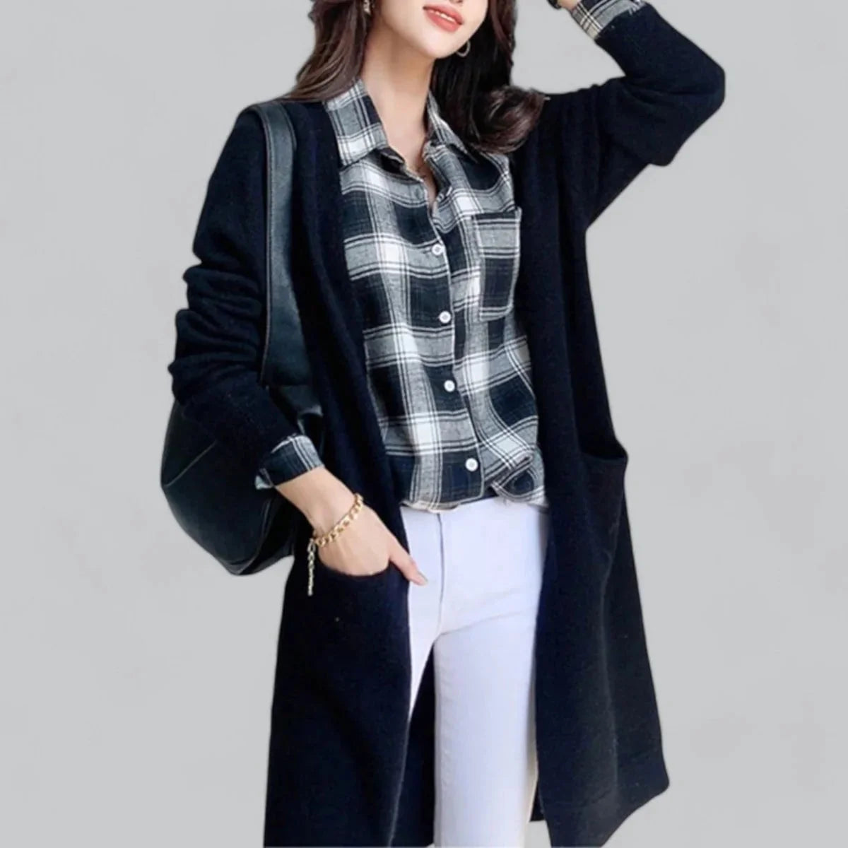 Black Women's Oversized Cashmere Cardigan with Open-Front Design & Patch Pockets