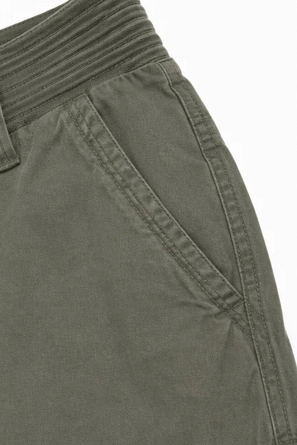Women's Relaxed Fit Wide-Leg Cargo Pants with Utility Pockets - Close Up Hip Pocket