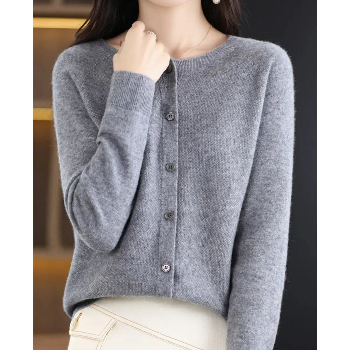 Grey Women's Wool Cashmere Cardigan with Button-Front Closure & O-Neck Design