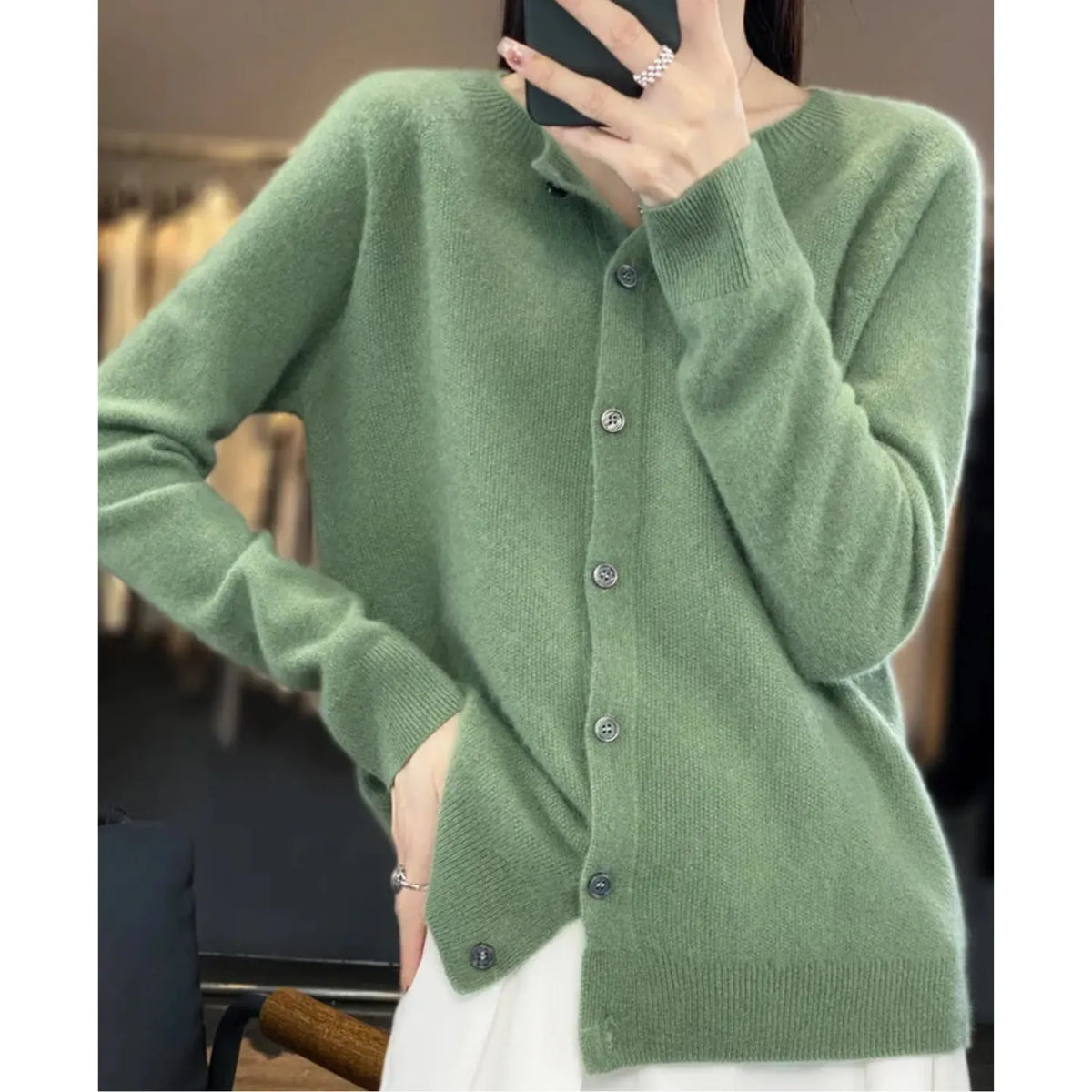 Light Green Women's Wool Cashmere Cardigan with Button-Front Closure & O-Neck Design